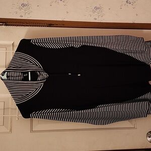Jones New York tunic